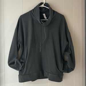 Women’s RBX pullover